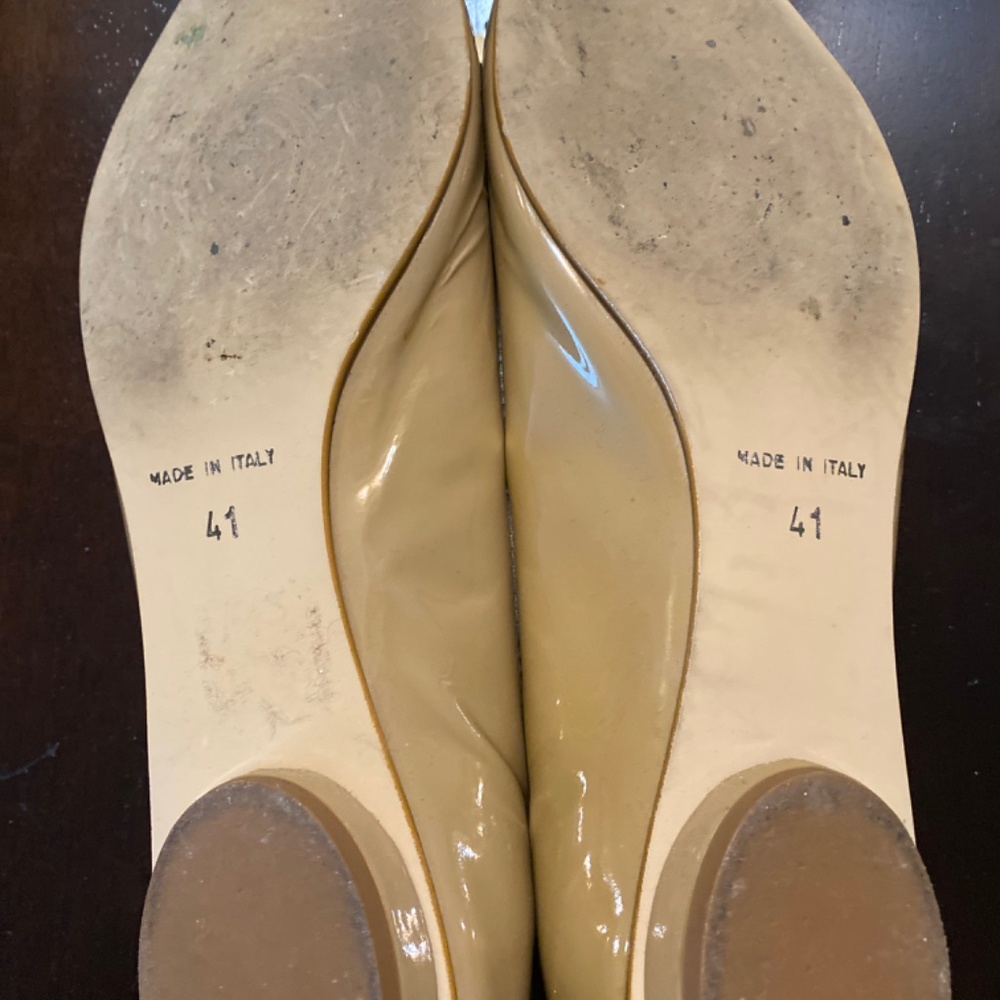 Shoes - Picture 3 of 7